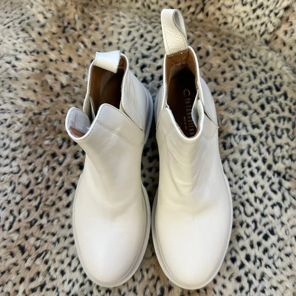 La Canadienne Kash Pull On Lug Sole Booties Off White Leather 36.5